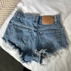 VINTAGE LEVIS SHORTS